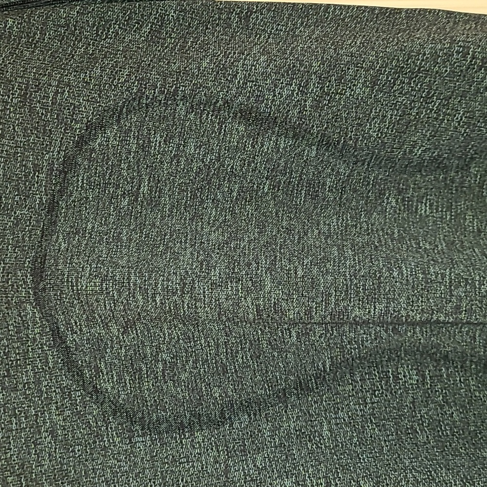 Lululemon Atletica Active Short Sleeve, Size 12, Color Dark Gray - Picture 3 of 9